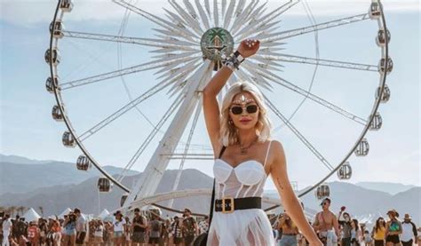 15 Coachella Fashion Trends To Copy This Year - Society19