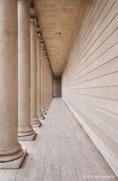 5. Perspective/Vanishing point on the back wall. Each column as you ...