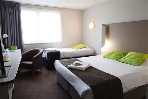 Bed and Breakfast hotel CAMPANILE BRADFORD - Campanile