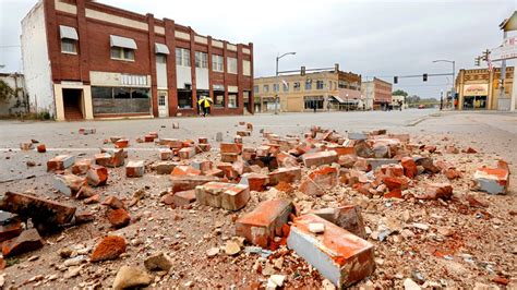 Official: 40 to 50 buildings damaged in Oklahoma quake