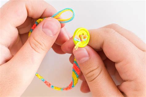 Easy Friendship Bracelet Patterns to Try