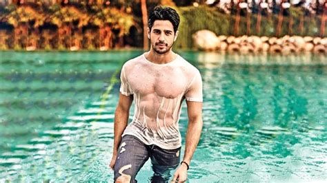 Candid! Sidharth Malhotra talks about his nude photoshoot