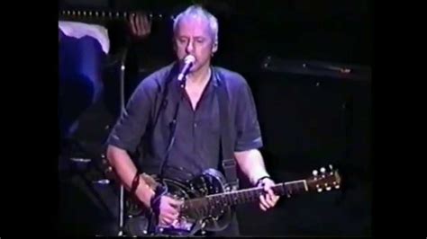 Mark Knopfler "Romeo & Juliet" 2001 Toronto - YouTube