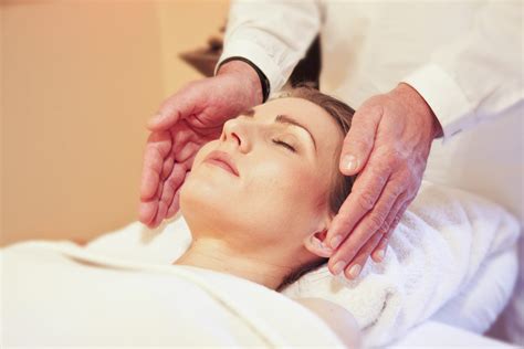 The What, Where, Why + How of Reiki | Hands on Healing for All