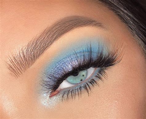 Blue Moon Eyeshadow Palette | Eyeshadow makeup, Colorful eye makeup, Blue eye makeup