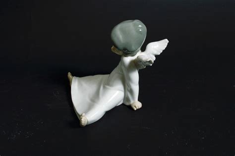 Lladró "Angel Wondering" Porcelain Figurine | EBTH