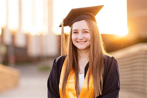 Wichita State University Senior Photos - Caitlyn Cloud Photography