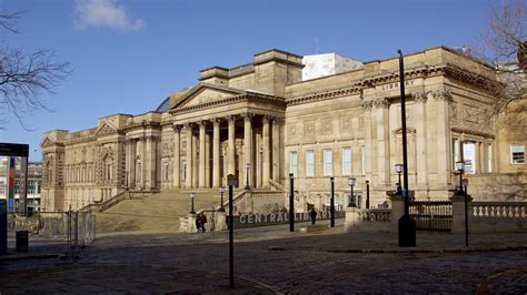 Liverpool Central Library | Central library, Liverpool, Classical building