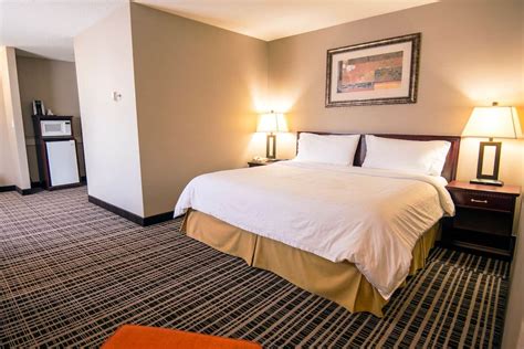 Holiday Inn Express Red Deer, an IHG Hotel Reviews, Deals & Photos 2024 - Expedia.ca