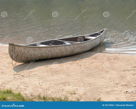 One secret: Model birch bark canoe plans