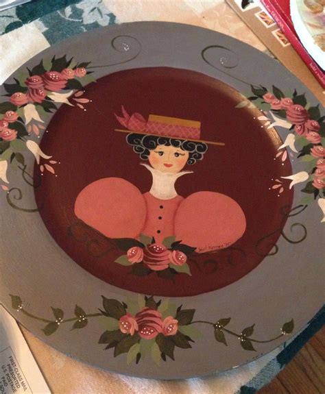 Wood plate painting | Wood plate, Plates, Decorative plates