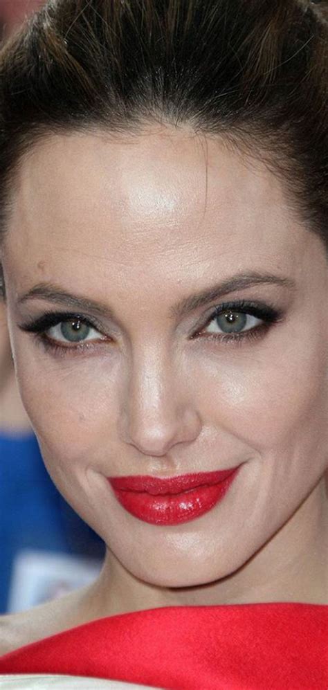 Pin by Hettiën on Angelina Jolie | Angelina jolie lips, Perfect red lips, Beautiful lips