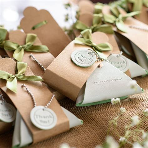 21 Wedding Favors Your Guests Will Want to Take Home