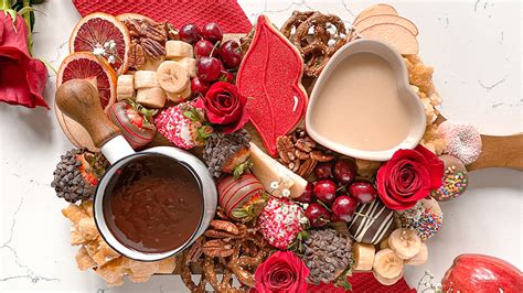 Chocolate Fondue for Valentine's Day – The Table by Harry & David