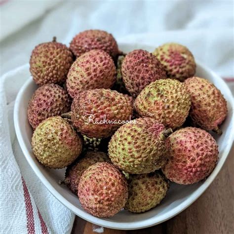 How to Eat Lychee - Rachna cooks