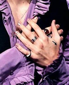 guy hands with rings aesthetic