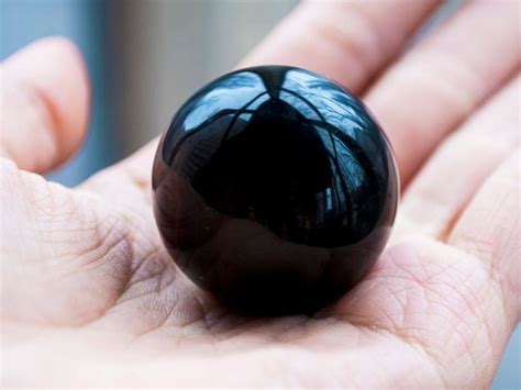 Black Obsidian Crystal: Healing Properties | KarinasTarot.com