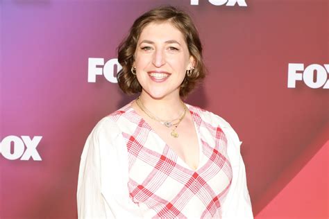 Mayim Bialik's Mom Judges Her 'Jeopardy!' Outfits - Parade: Entertainment, Recipes, Health, Life ...