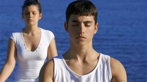 Balancing the Breath: The Importance of Exhalation in Yoga and Pranayama Practice - YogaUOnline