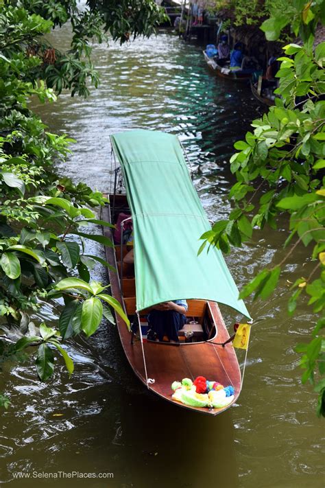 Oh, the places we will go!: Khlong Lat Mayom Floating Market in Bangkok