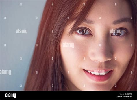 Woman smiling, portrait Stock Photo - Alamy