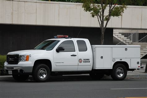 LOS ANGELES POLICE DEPARTMENT (LAPD) BOMB SQUAD - GMC WORK TRUCK - a ...