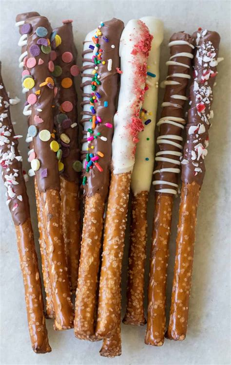 Chocolate Covered Pretzel Rods - Sugar and Charm