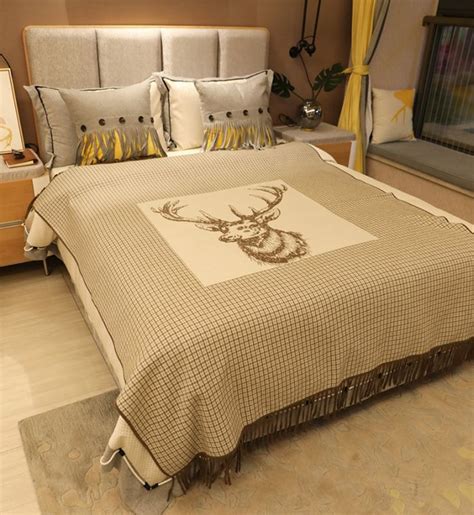 Luxury Cashmere Blankets & Throws Deer Pattern