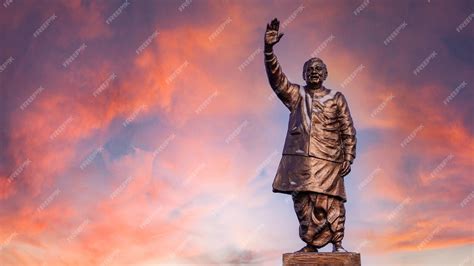 Premium Photo | Shri atal bihari vajpayee statue an Indian politician ...