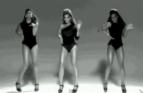 Single Ladies Dance GIF - Find & Share on GIPHY