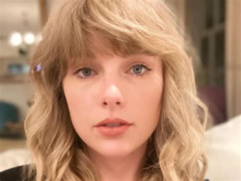 Taylor Swift No Makeup | Saubhaya Makeup