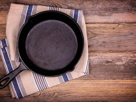 Why is Teflon So Bad and What Are the Alternatives? | EcoParent magazine