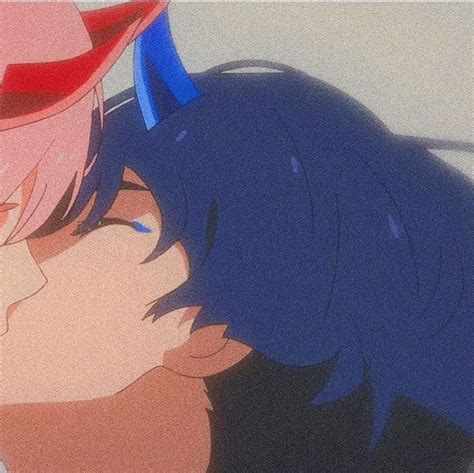 Cute Hiro and Zero Two Anime Icons