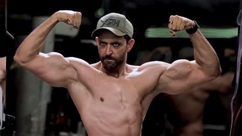 Hrithik Roshan Workout Schedule, Diet Plan Chart, Bodybuilding, Videos, Photos or Images ...