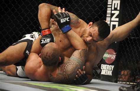 UFC on FOX 11: Fabricio Werdum vs. Travis Browne full fight video ...