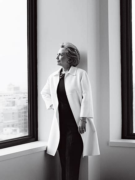 Inside Hillary Clinton's Vogue Photo Shoot with Mario Testino : People.com