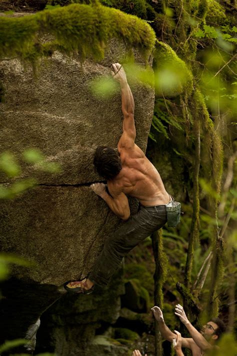 What rock climbing does to your back muscles [fixed] (xpost /r ...