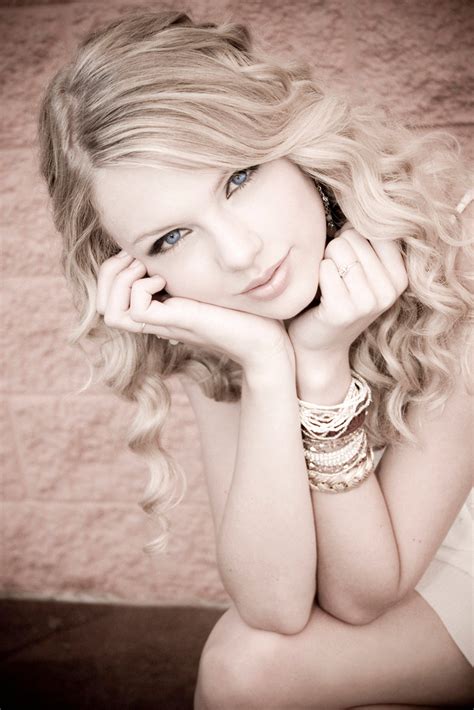 Taylor Swift Fearless Album Photoshoot