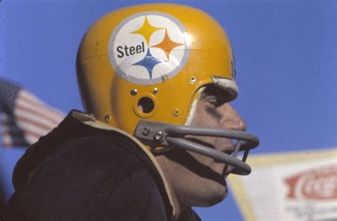 Pittsburgh Steelers player (1962) - Vintage Sports Pictures