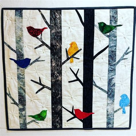 Pin by Mickey on Trees and birds quilt | Bird quilt, Quilted table ...