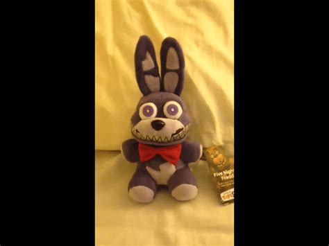 TOYS R US EXCLUSIVE NIGHTMARE BONNIE PLUSH! : fivenightsatfreddys