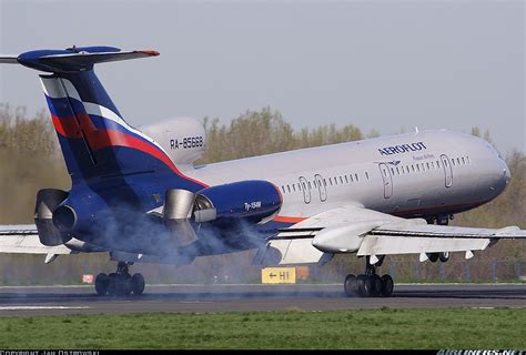 Download Vehicle Tupolev Tu-154 Image