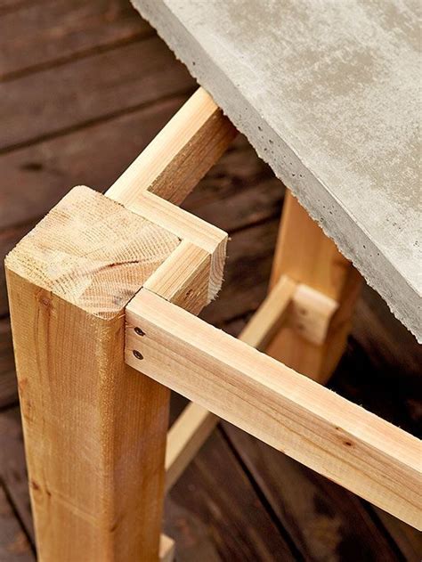 Build an outdoor table that will withstand the elements and rejuvenate the yard.: | Diy ...