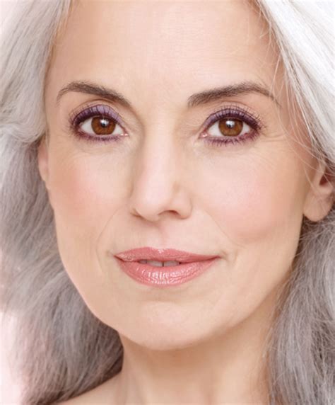 Pin von Lillybeth: A Beautiful Educati auf Makeup For Silver (Grey) Hair | Haar make-up ...