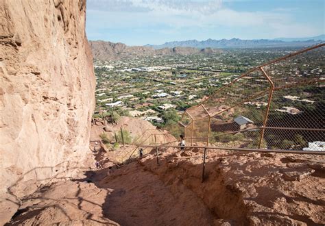 Hiking Camelback Mountain via Echo Canyon Trail in Camelback Mountain ...