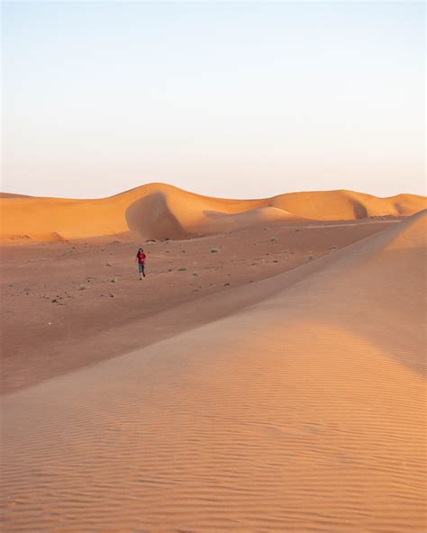 DESERT CAMPING IN OMAN: A LOCAL EXPAT'S GUIDE - Faraway Dispatches