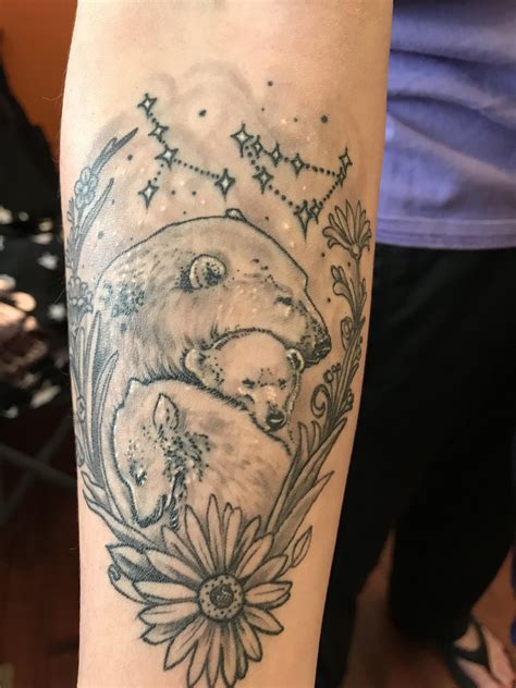 Momma bear with baby bears. Thanks Jen @ Saffire Fox Tattoo, Troy, IL : r/tattoos