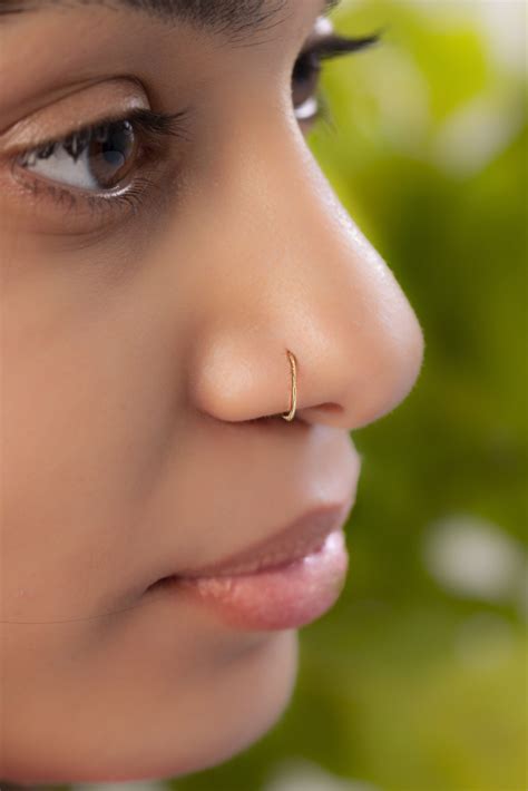Pair of Fake Nose Rings 20G - Silver and Gold Hammered Faux Nose Hoops - Jolliz