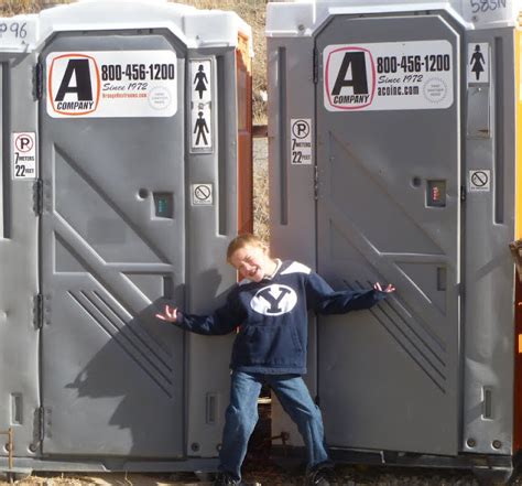 Porta Potty Funny Quotes. QuotesGram