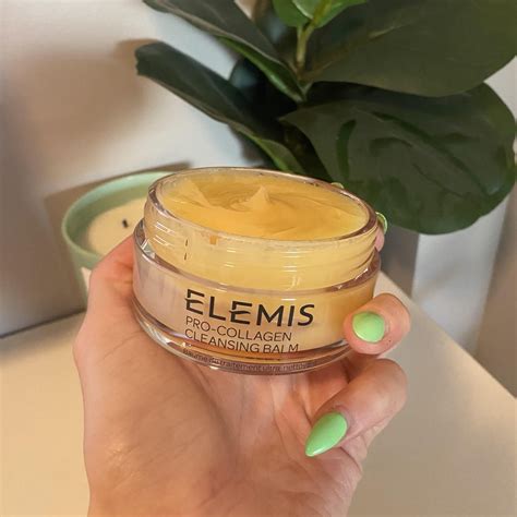 Elemis Pro-Collagen Cleansing Balm Editor Review | POPSUGAR Beauty UK